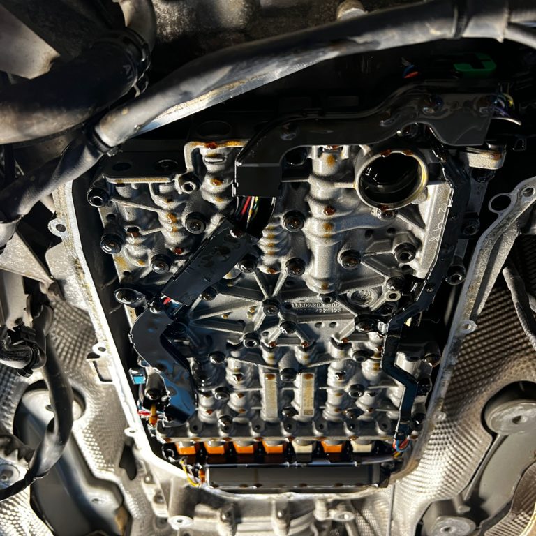 Getriebespülung Audi A8 4D mit 8 Gang ZF 8HP90 Getriebe